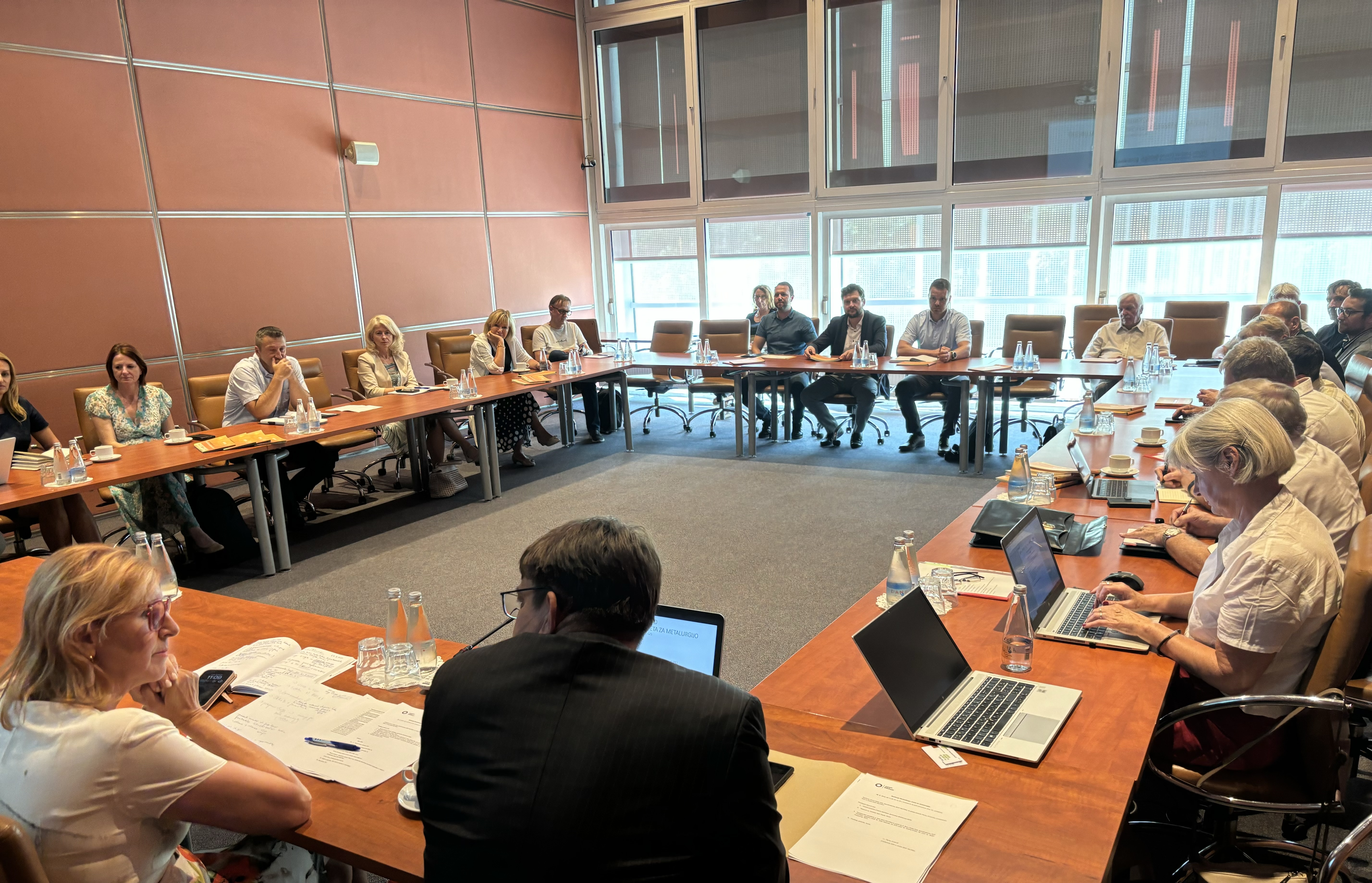 Arhiv: Strateški svet za metalurgijo o prihodnjih izzivih; Ljubljana, GZS, 28.8. 2024
